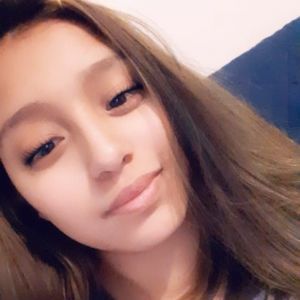 Meet your Posher, Jamilet